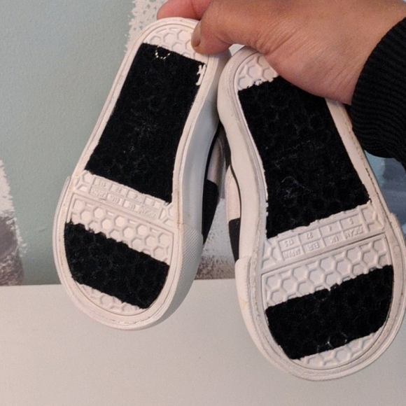 Storm Trooper Slip On Shoes - Picture 3 of 3
